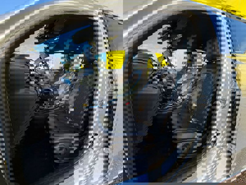 Image Mercedes-Benz 汃獡敳䄠 A 180 1.3 136 Progressive Line Full leds GPS Caméra Carplay Sièges chauffants Régul Clim auto bi-zon